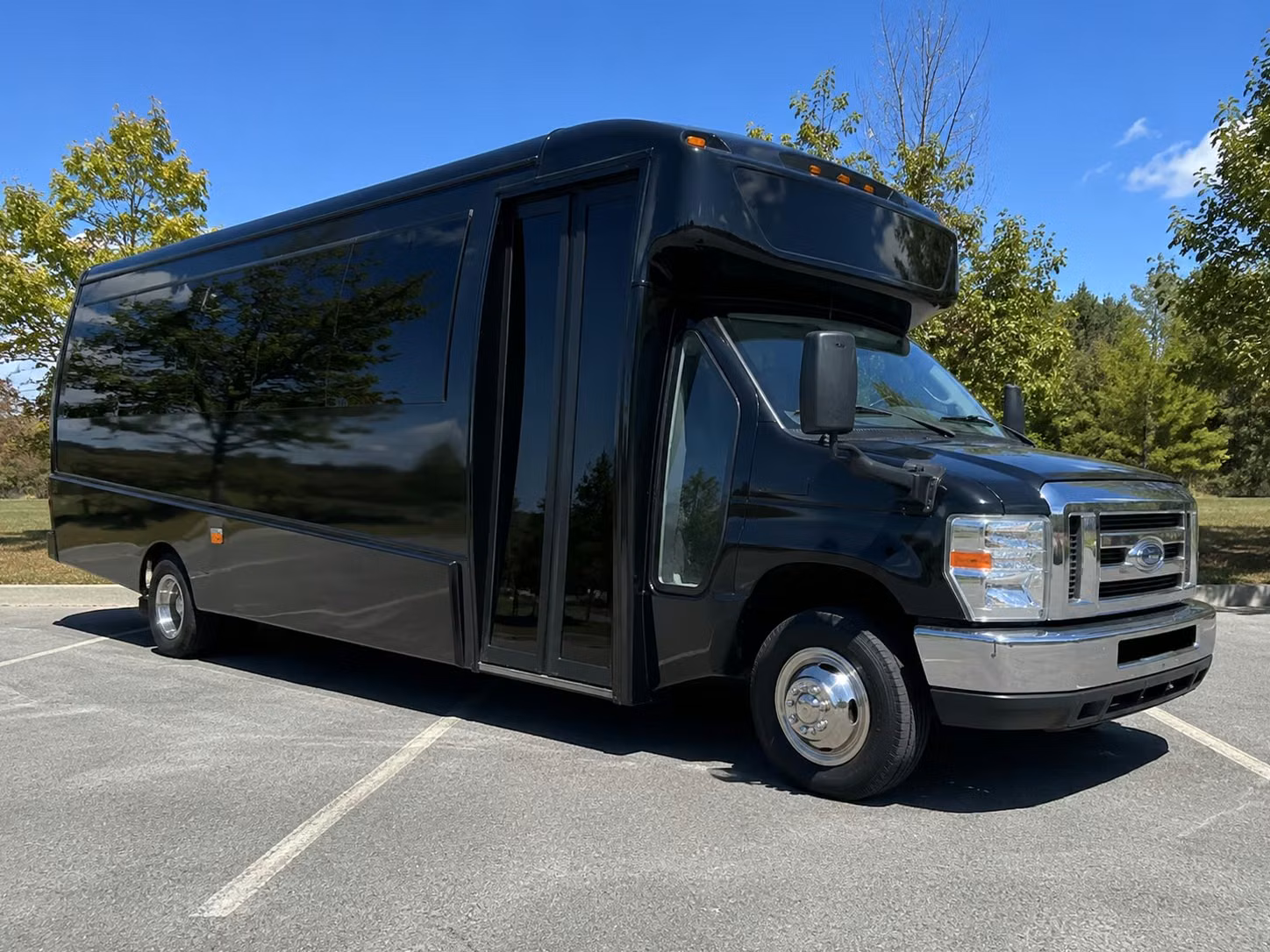 minibus rentals for smaller leander prom groups